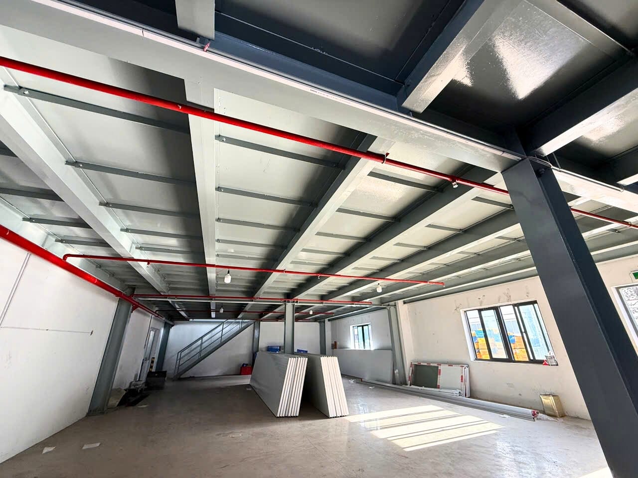 Cải tạo nhà kho thành văn phòng làm việc Smart Leader 06