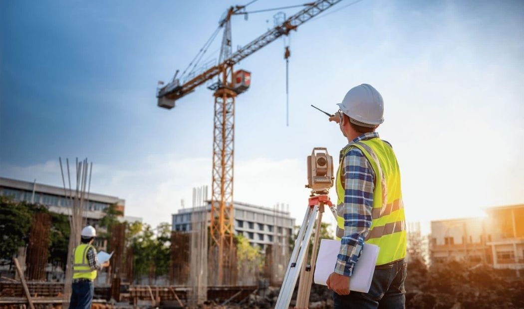 Giám sát công trình công nghiệp đảm bảo chất lượng, tiến độ, an toàn và tuân thủ pháp lý