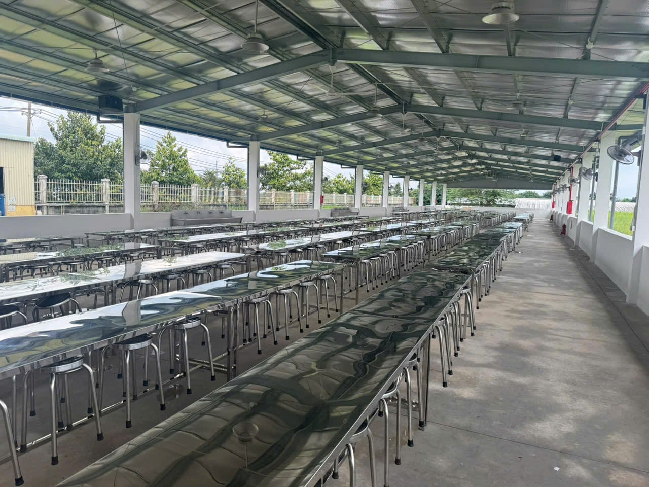 Nhà ăn công ty Nyan Kids