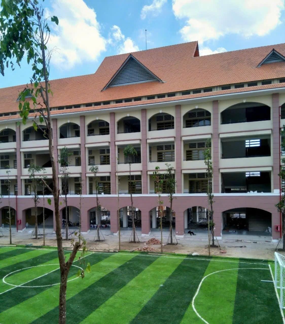 Thi công Trường Tiểu Học - THCS - THPT Trần Đại Nghĩa 01